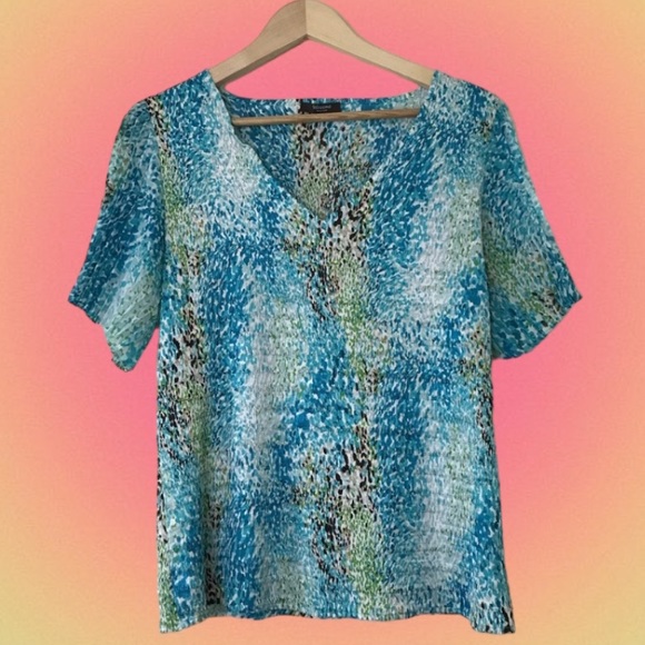 Belissimo • Crinkle Pleated Watercolor Dots Top - Picture 1 of 9